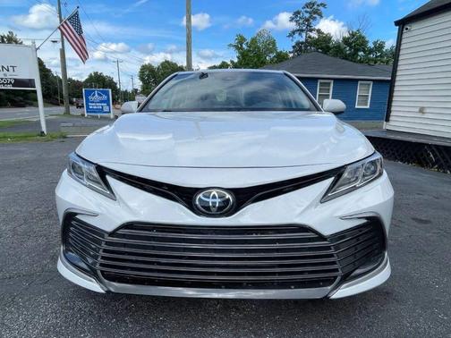 Ice Edge 2023 Toyota Camry LE