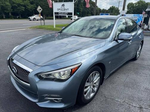 2015 INFINITI Q50 Premium