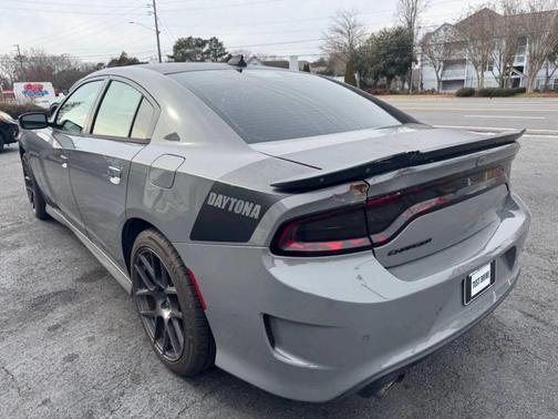 2017 Dodge Charger SE