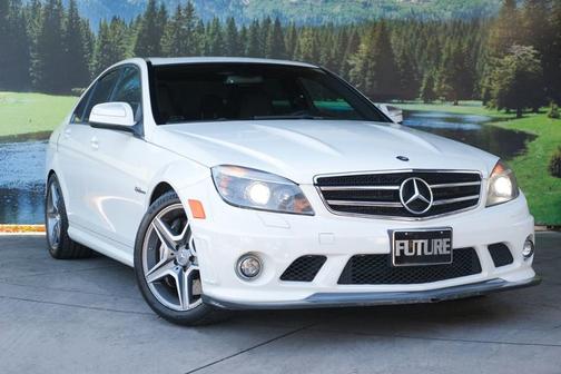 Photo 3 of 32 of 2009 Mercedes-Benz C-Class C 63 AMG