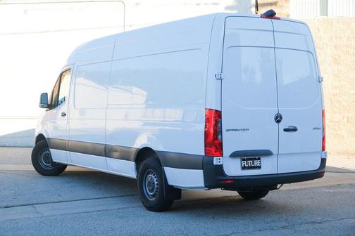 Photo 5 of 51 of 2021 Mercedes-Benz Sprinter 2500 HIGH ROOF I4 170