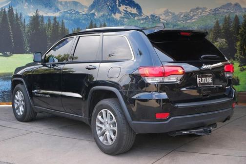 Photo 5 of 32 of 2021 Jeep Grand Cherokee Laredo E