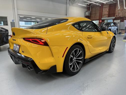 2023 Toyota GR Supra 2.0
