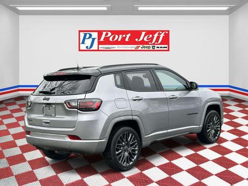 Billet Silver Metallic Clearcoat 2023 Jeep Compass High Altitude
