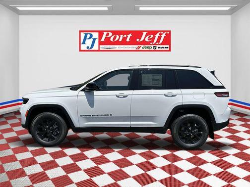 2025 Jeep Grand Cherokee Altitude