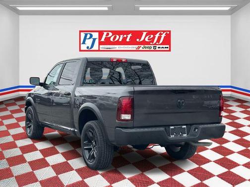 2024 RAM 1500 Classic Warlock Crew Cab 4x4 5'7' Box