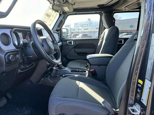 2025 Jeep Gladiator Nighthawk