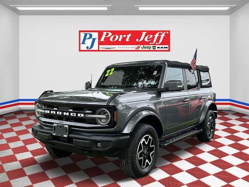 2022 Ford Bronco Outer Banks