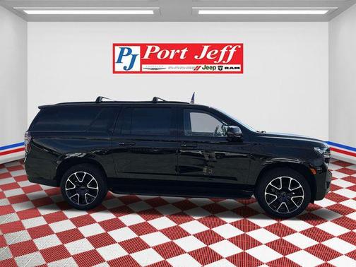 2021 Chevrolet Suburban RST