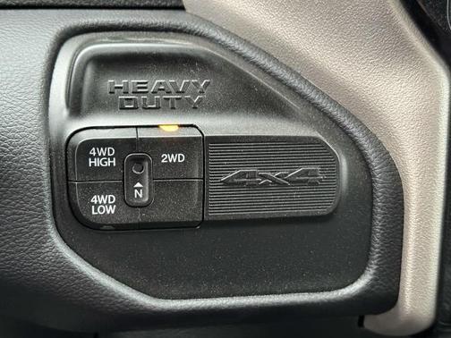 2024 RAM 2500 Laramie Crew Cab 4x4 8' Box
