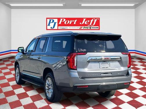 2021 GMC Yukon XL SLT
