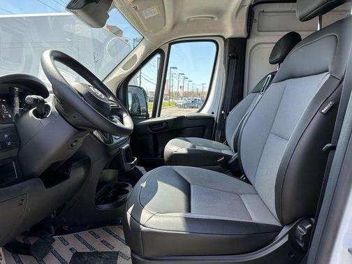 2024 RAM ProMaster 2500 Tradesman
