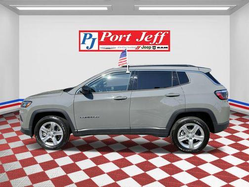 2023 Jeep Compass Latitude