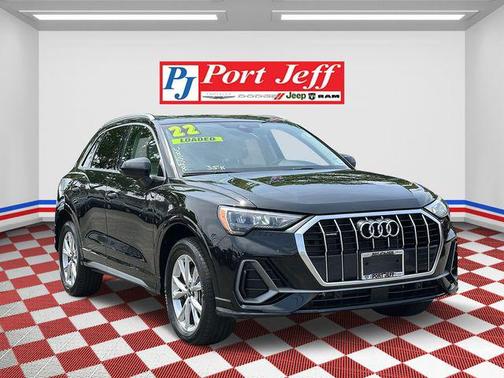 2022 Audi Q3 45 S line Premium