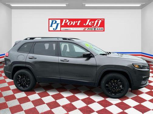 Granite Crystal Metallic Clearcoat 2023 Jeep Cherokee Altitude