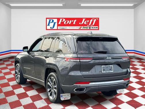 2022 Jeep Grand Cherokee Overland