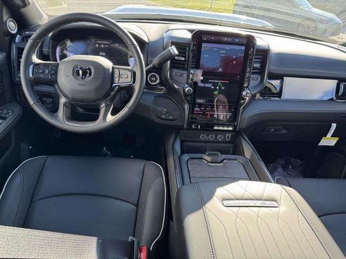 2026 RAM 2500 Limited Mega Cab 4x4 6'4' Box