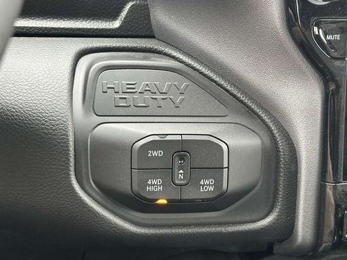 2025 RAM 2500 Laramie Crew Cab 4x4 6'4' Box