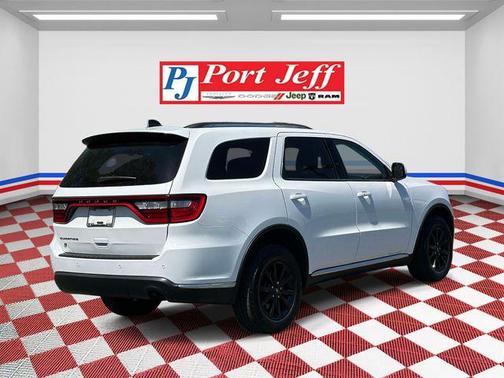 White Knuckle Clearcoat 2022 Dodge Durango SXT AWD
