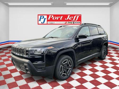 Diamond Black Crystal Pearlcoat 2026 Jeep Cherokee Laredo 4x4