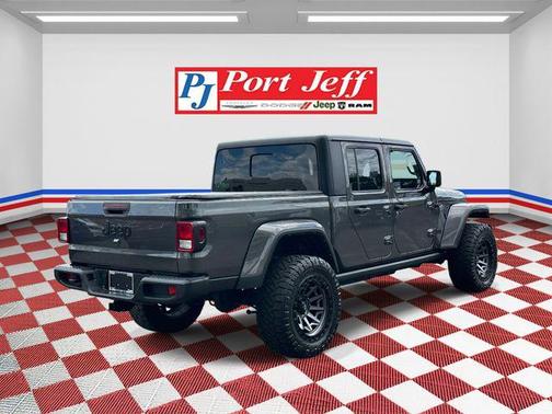 Granite Crystal Metallic Clearcoat 2022 Jeep Gladiator Sport S