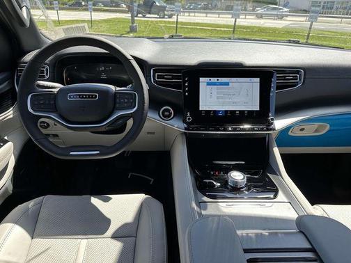 2025 Jeep Wagoneer L Series I 4x4