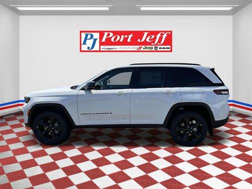 2025 Jeep Grand Cherokee Altitude