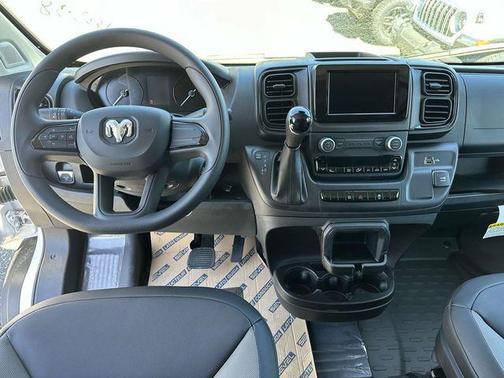 2025 RAM ProMaster 2500 Tradesman