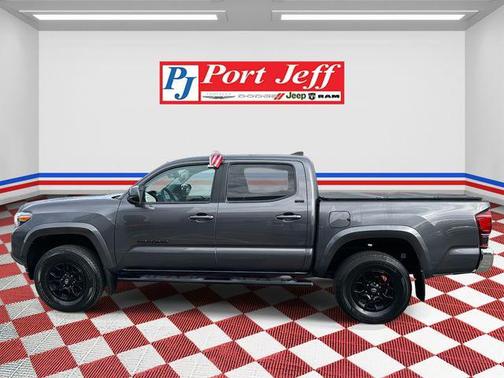 2022 Toyota Tacoma SR5
