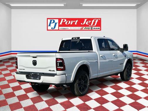 2023 RAM 2500 Limited Crew Cab 4x4 6'4' Box