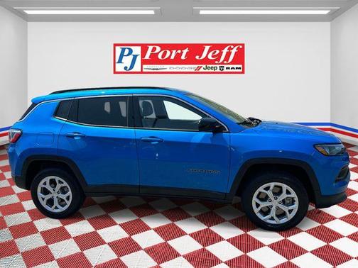 Hydro Blue Pearlcoat 2024 Jeep Compass Latitude