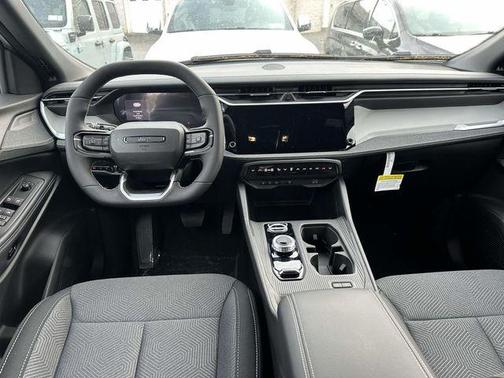 '41 2026 Jeep Cherokee Laredo 4x4