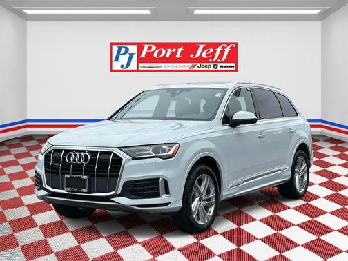 2023 Audi Q7 45 Premium