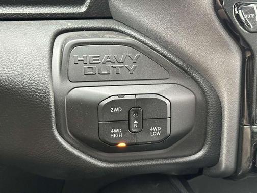 2025 RAM 2500 Laramie Crew Cab 4x4 6'4' Box