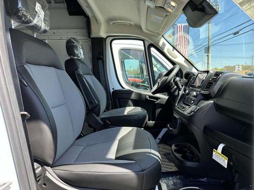 2024 RAM ProMaster 2500 Tradesman