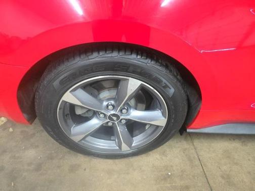 2015 Ford Mustang V6