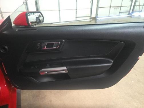 2015 Ford Mustang V6