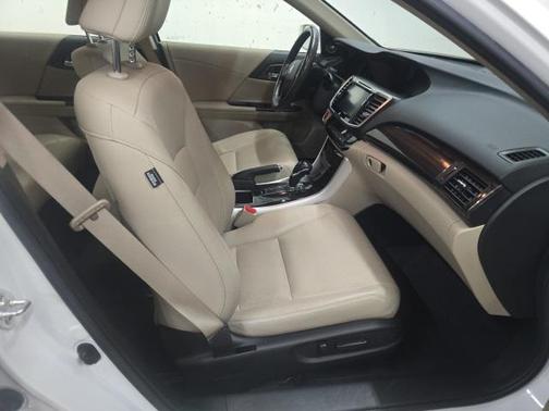 2017 Honda Accord Hybrid Touring