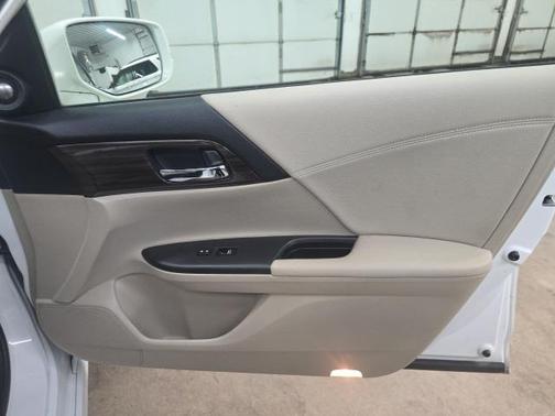 2017 Honda Accord Hybrid Touring