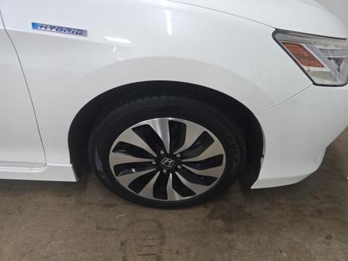 2017 Honda Accord Hybrid Touring