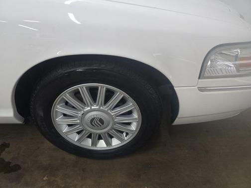 2010 Mercury Grand Marquis LS (Fleet Only)