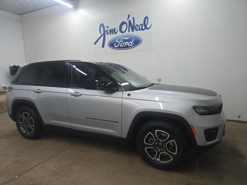 2022 Jeep Grand Cherokee 4xe Trailhawk