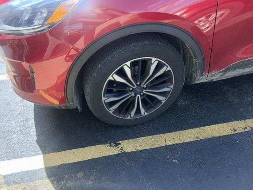 2022 Ford Escape SE