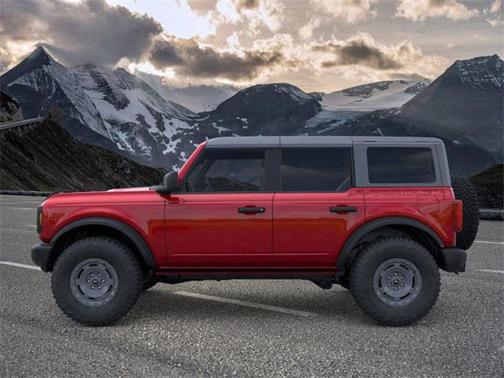 2025 Ford Bronco Base