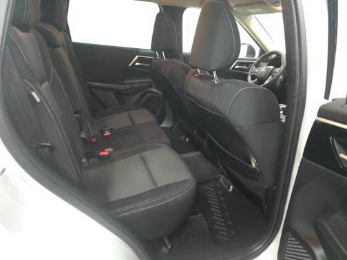 2022 Mitsubishi Outlander ES 2.5 S-AWC