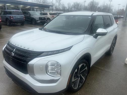 2022 Mitsubishi Outlander ES 2.5 S-AWC