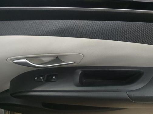 Shimmering Silver 2024 Hyundai TUCSON SEL