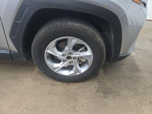 Shimmering Silver 2024 Hyundai TUCSON SEL