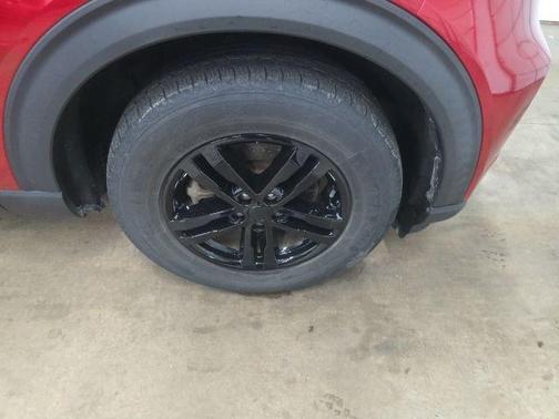 Rapid Red Metallic Tinted Clearcoat 2020 Ford Explorer XLT