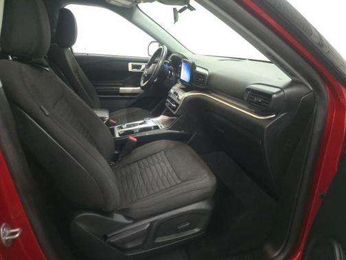 Rapid Red Metallic Tinted Clearcoat 2020 Ford Explorer XLT